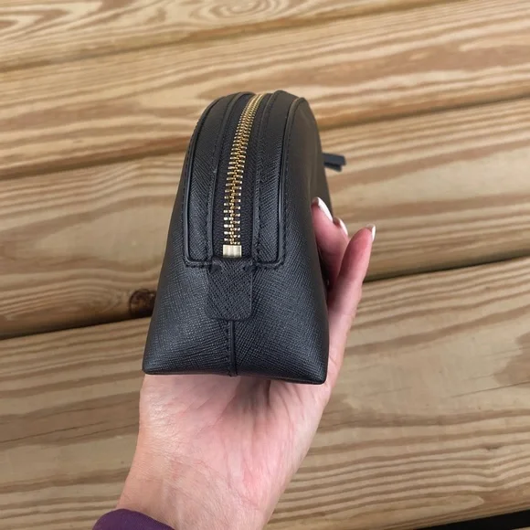 Tory Burch Leather Makeup Bag with Black with Gold Logo - Picture 2 of 8